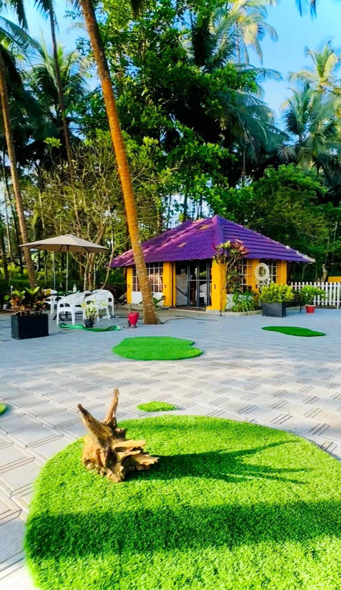 Roba- Beachcafe & Luxurystay Kannur Buitenkant foto